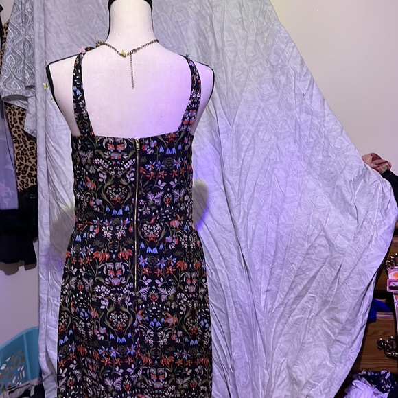 Spring time shorts romper - Picture 5 of 7